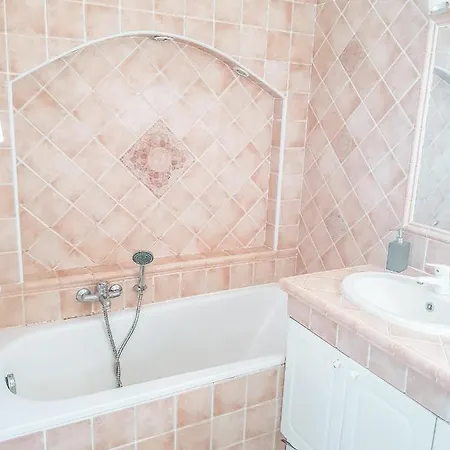 Agreable Maison Avec Grande Terrasse Au Calme * Antibes