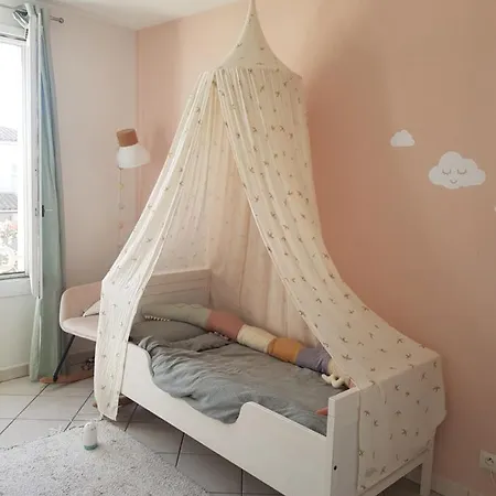 Agreable Maison Avec Grande Terrasse Au Calme *